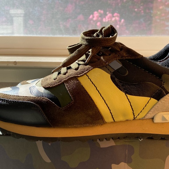 Valentino Rockstud Camo Sneakers - Picture 3 of 6